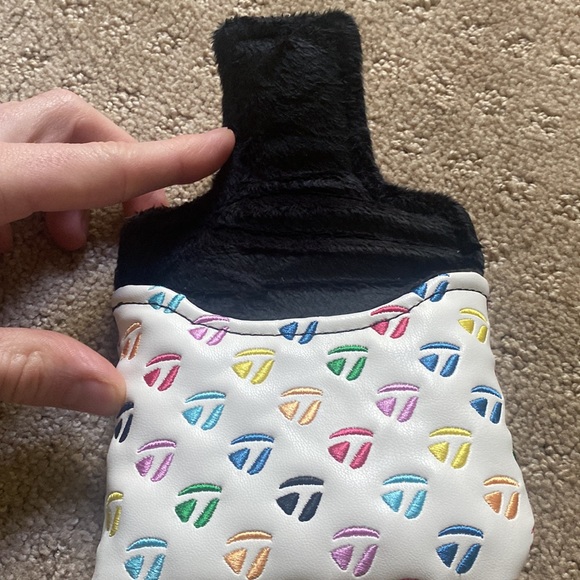 NWOT Taylormade Spider Putter Cover - Picture 3 of 4